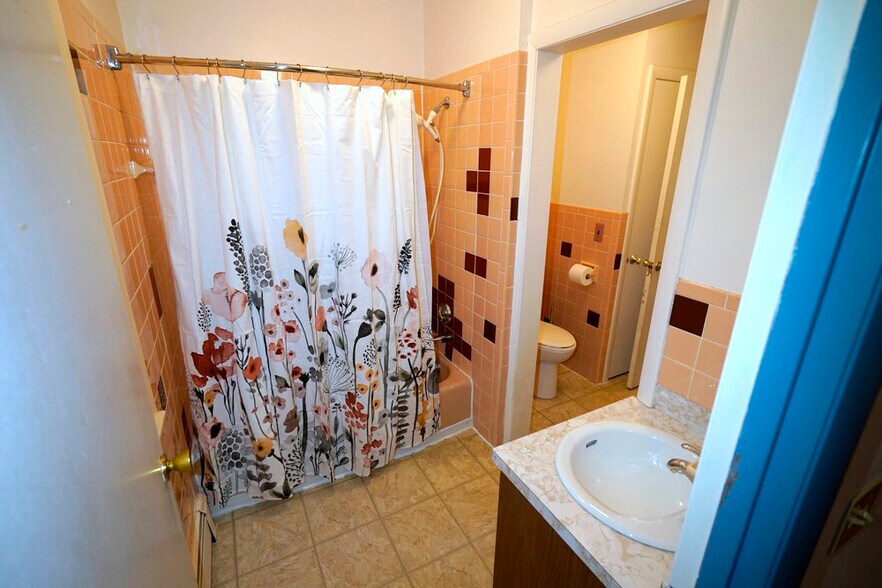 Upstairs bathroom - 208 Grove St