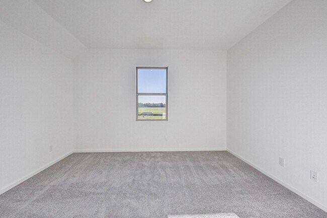 Building Photo - 2605 Mackinac Bay Dr