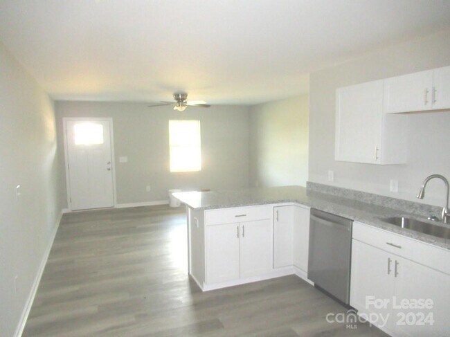 Building Photo - 2967 Gaston-Webbs Chapel Rd