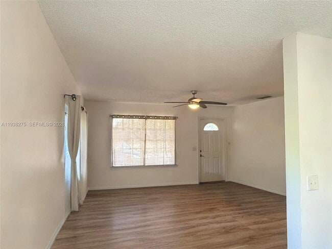 Building Photo - 2671 NW 87th Ln