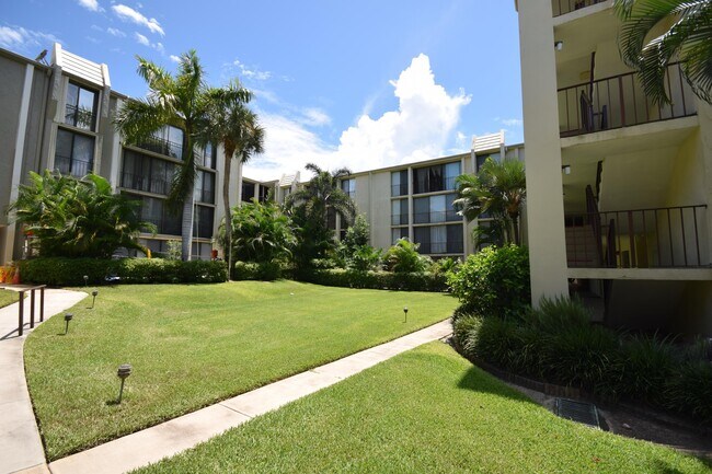 Primary Photo - 501 SW 11th Pl