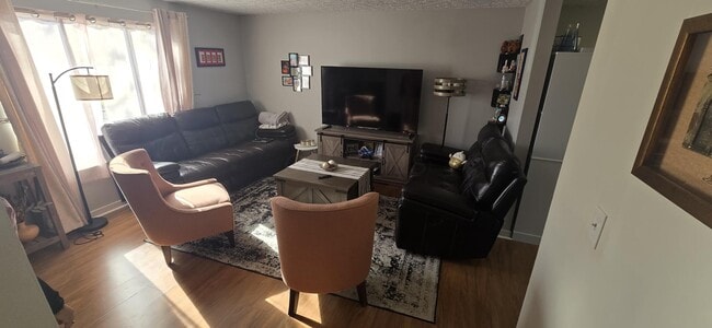 Building Photo - 3764 Stirrup Ct