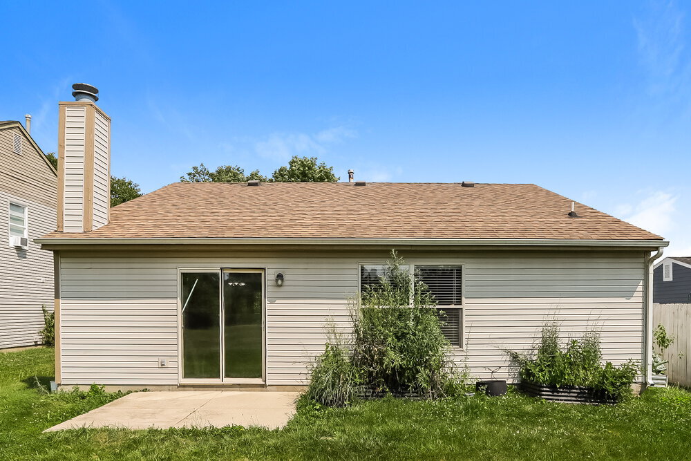 Building Photo - 5384 Lakeside Manor Dr