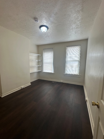 Building Photo - 3332 Frederick Ave