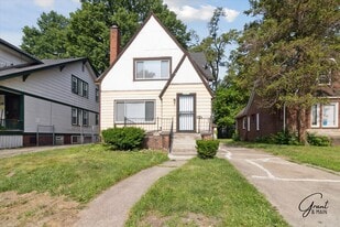 Building Photo - 14027 Montrose St