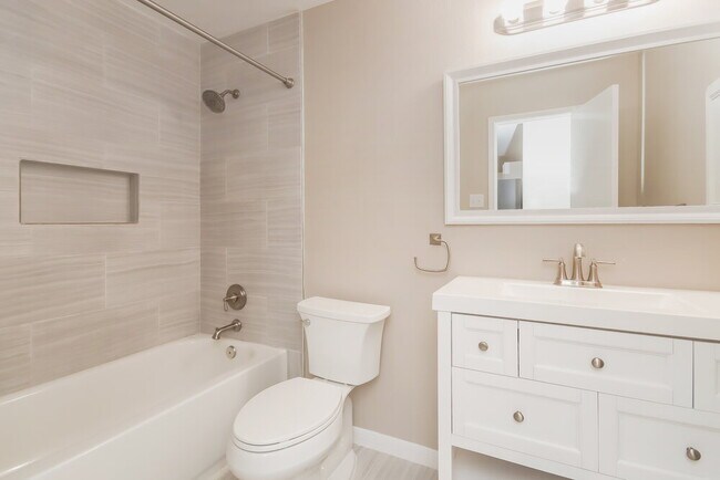 Building Photo - 6607 Mistflower Ln