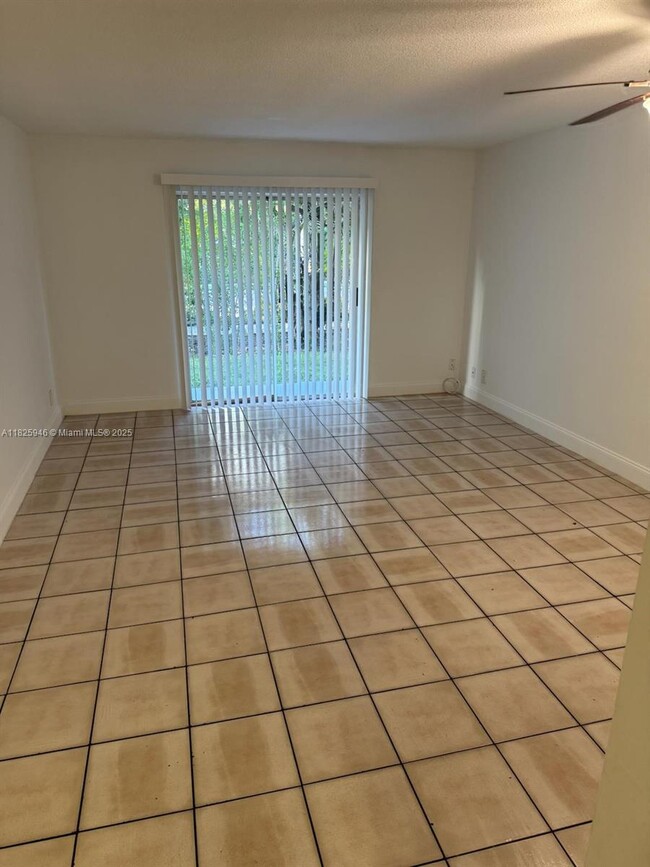 Building Photo - 9203 NW 38th Dr