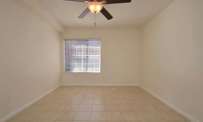 Building Photo - 2250 Bering Dr