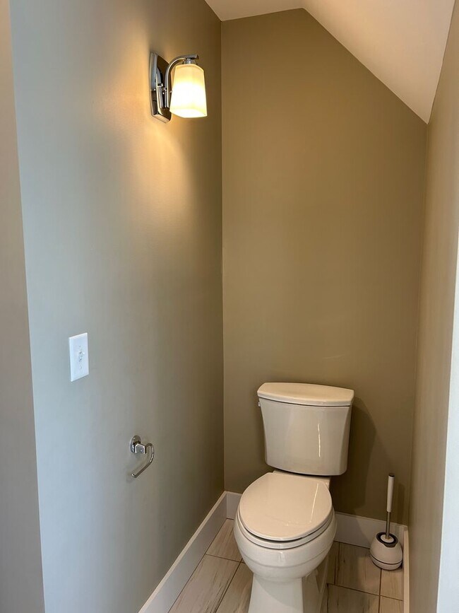 Building Photo - East AVL - JAG 2018 Green Built Custom Home
