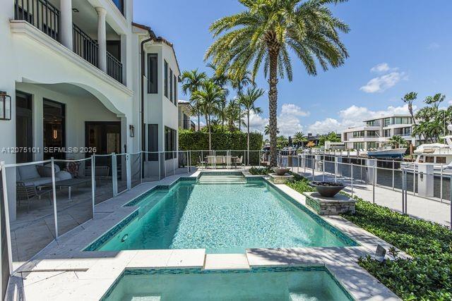 Building Photo - 2627 Castilla Isle