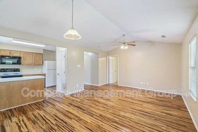 Building Photo - 1034 Brittany Deanne Ln