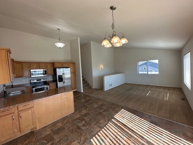 Building Photo - 66 Mulberry Loop NE