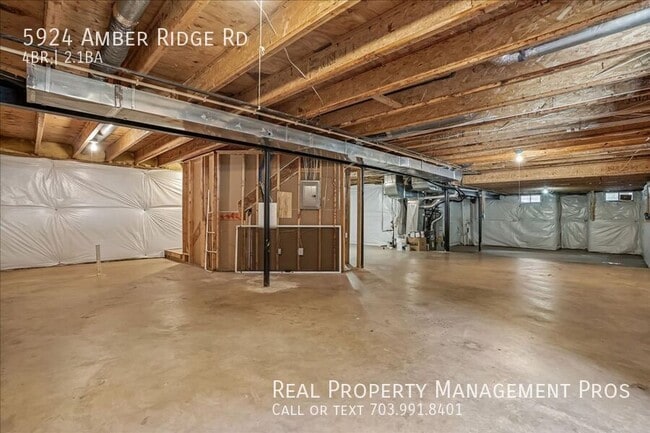 Building Photo - 5924 Amber Ridge Rd