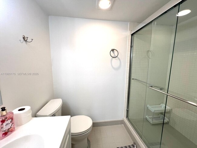 Building Photo - 20515 E Country Club Dr