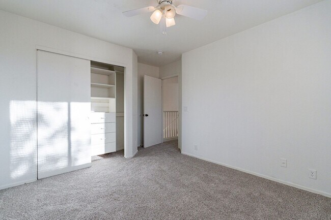 Building Photo - Spacious 5-Bedroom Home with Open Layout & Private Backyard