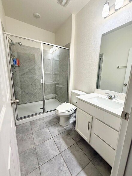 Building Photo - 7203 Summer Tanager Dr