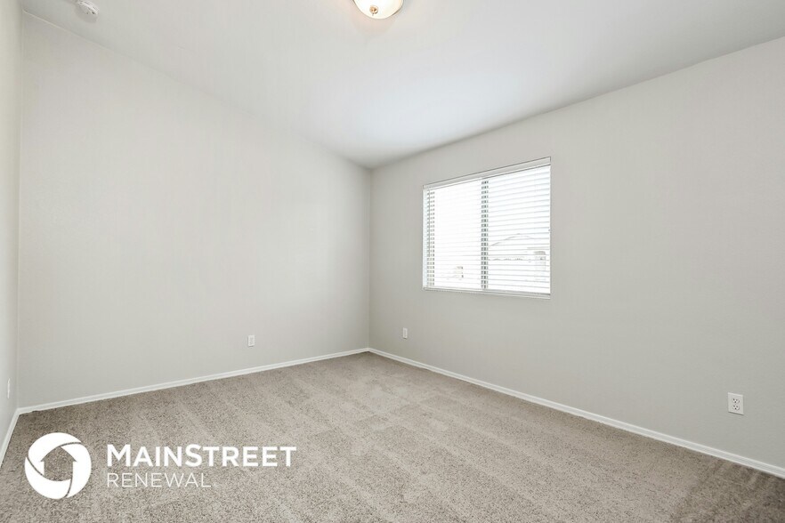 Building Photo - 8064 E Snakeroot Dr