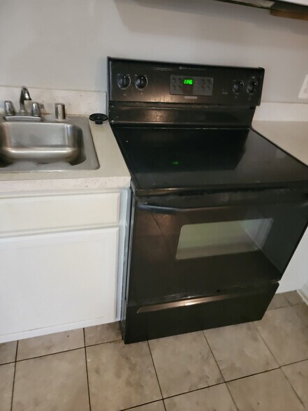 Building Photo - 11708 Locust Dale Ct