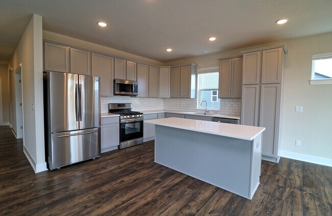 Building Photo - 3904 18th St