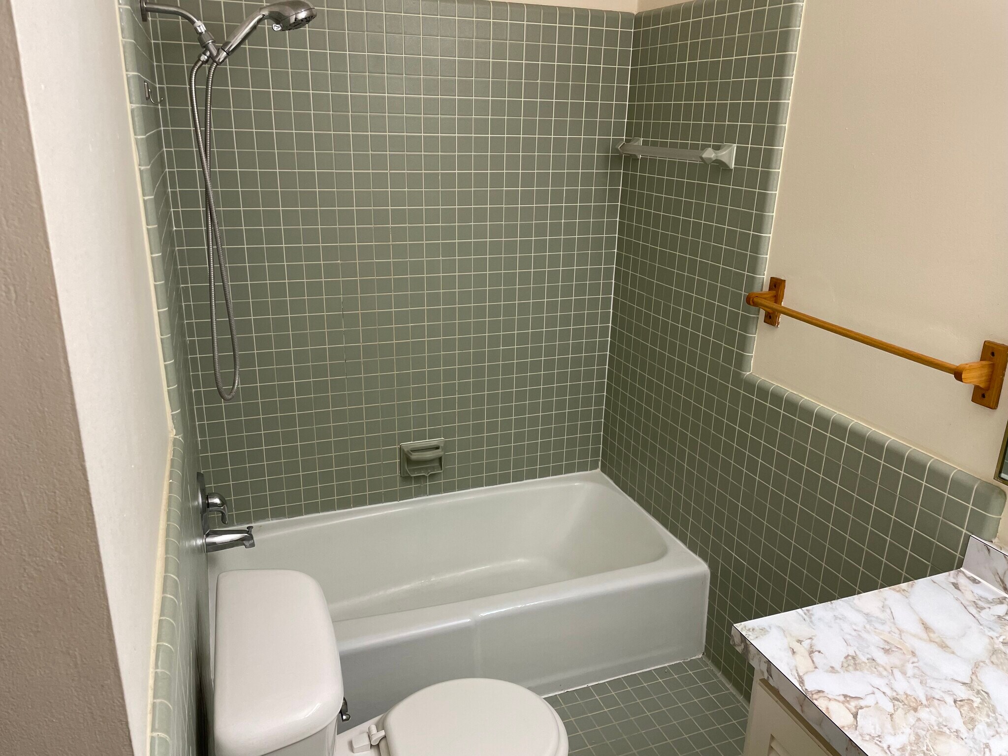 Building Photo - 1519 Cambria Dr