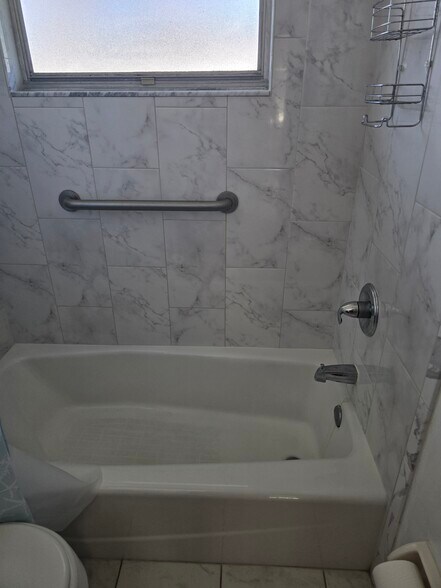 Building Photo - 38835 B Ave