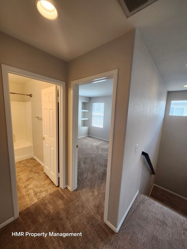 Building Photo - Gorgeous single family home in Chino