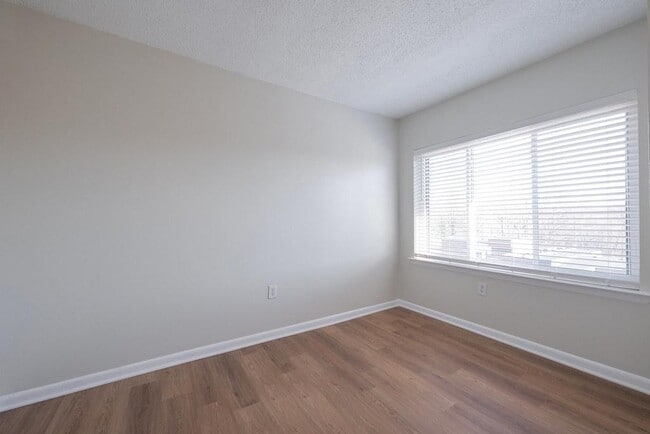 Building Photo - 1509 Regency Woods Rd