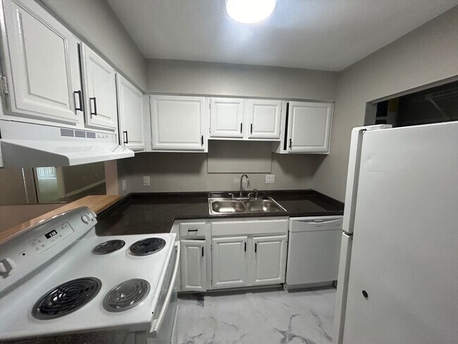 Building Photo - 3609 Juneau Rd