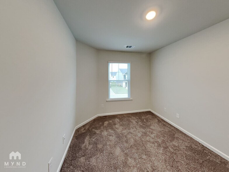 Building Photo - 45 Brown Thrasher Ct