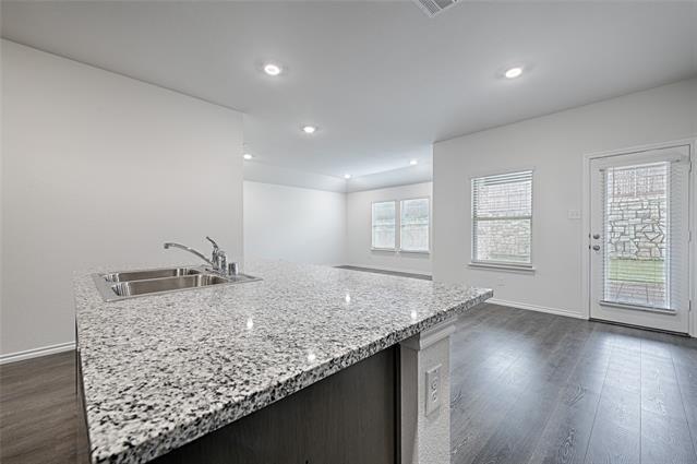 Building Photo - 2326 Conklin Dr