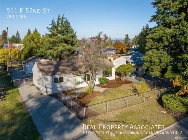 Building Photo - 911 E 52nd St