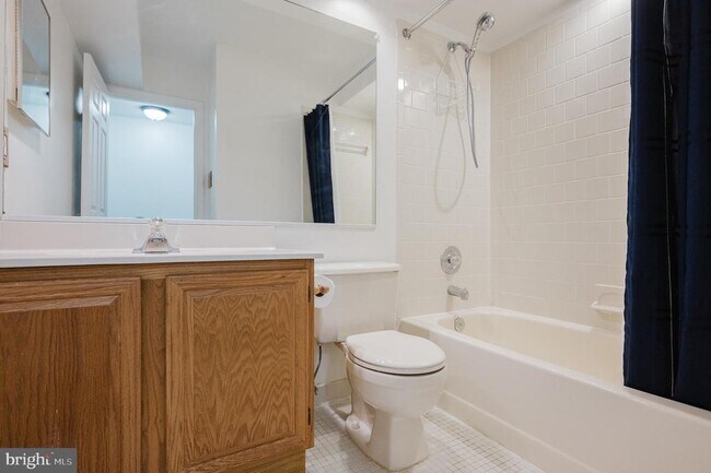 Building Photo - 27 Faraday Dr