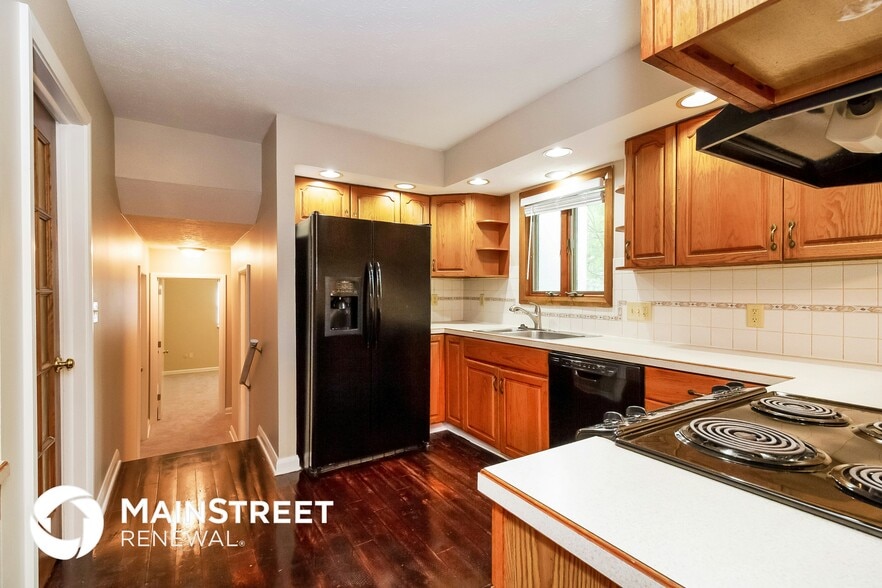 Building Photo - 1815 Balsamridge Rd