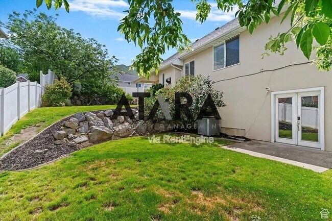 Building Photo - 154 W 1100 N