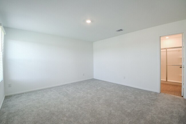 Building Photo - 6871 Flowering Ginger Ln