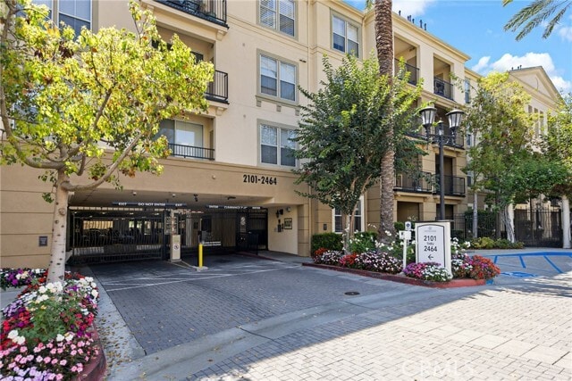 Building Photo - 2257 Watermarke Pl