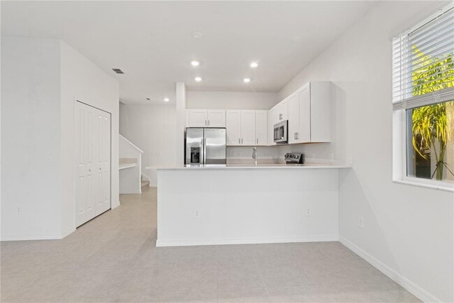 Building Photo - 9421 Cannon Bch Dr
