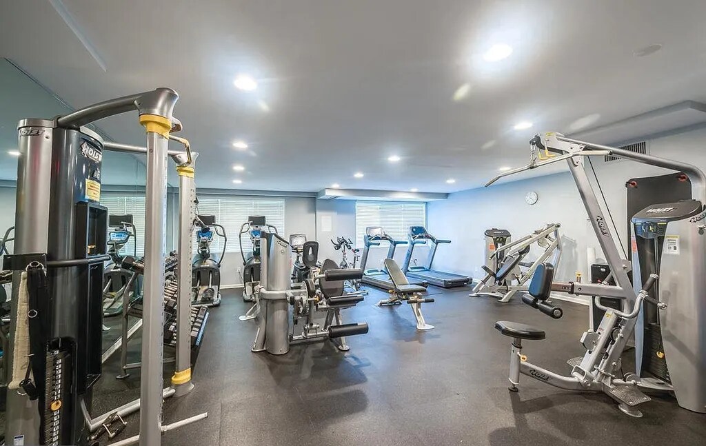 fitness center - 4977 Battery Ln