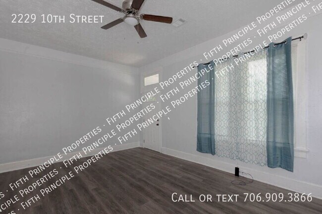 Building Photo - 2229 10th St