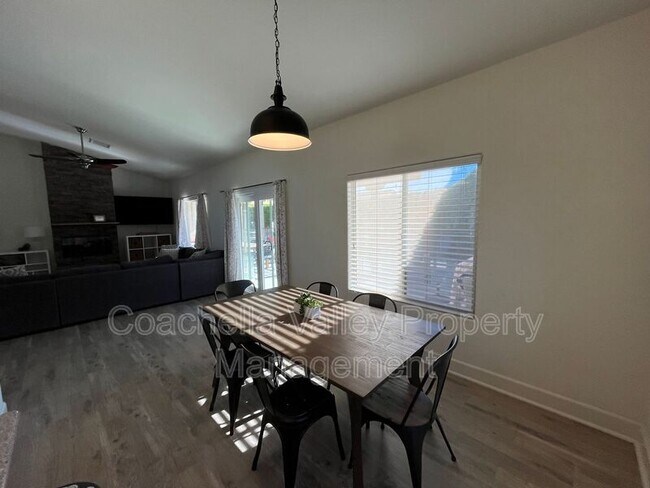 Building Photo - 79175 Latigo Cir