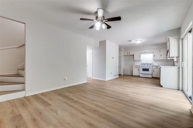 Building Photo - 8303 Lullwater Dr