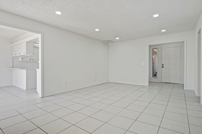 Building Photo - 8408 NW 109th St