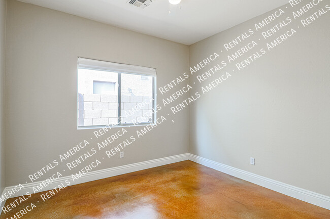 Building Photo - 33620 N 26th Ave