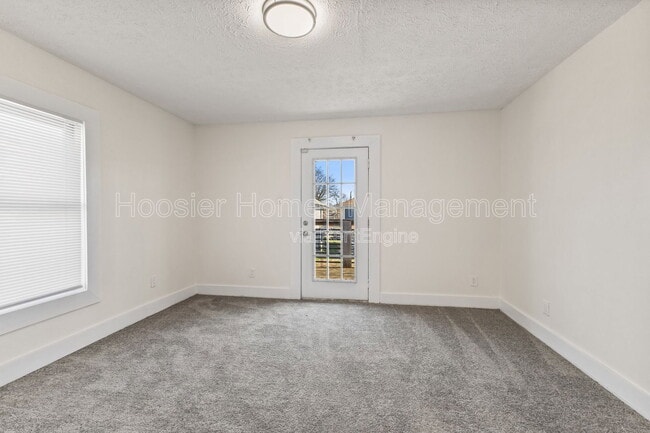 Building Photo - 2920 Ruckle St