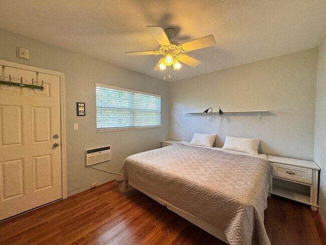 Building Photo - 2001 S Ocean Dr