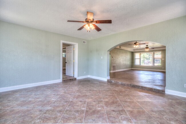 Building Photo - Gorgeous Mediterranean Style Home in Ormond Beach!