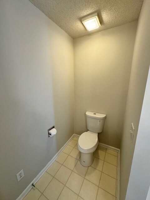 Building Photo - Charming 4-Bedroom Home