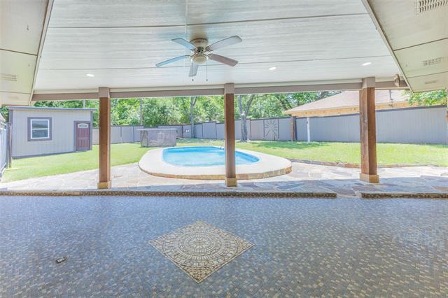 Building Photo - 2418 Ingleside Dr