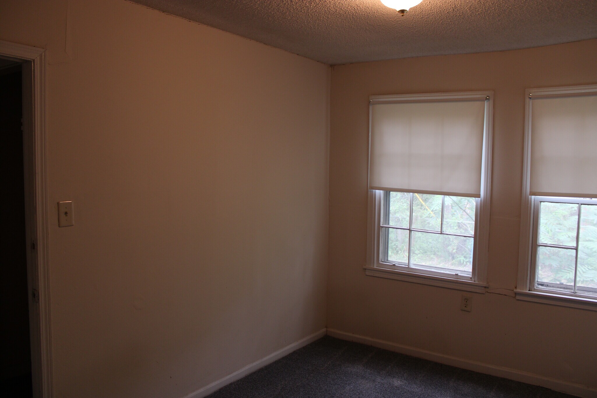 Building Photo - 4407 E Bayley St