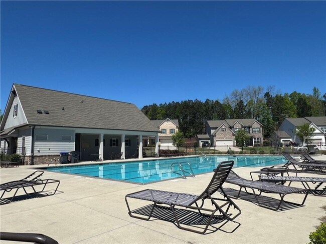 Building Photo - 176 Brant Cir